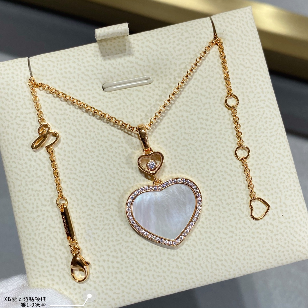 Ch0pard heart-shaped edge di*m*nd mother-of-pearl necklace