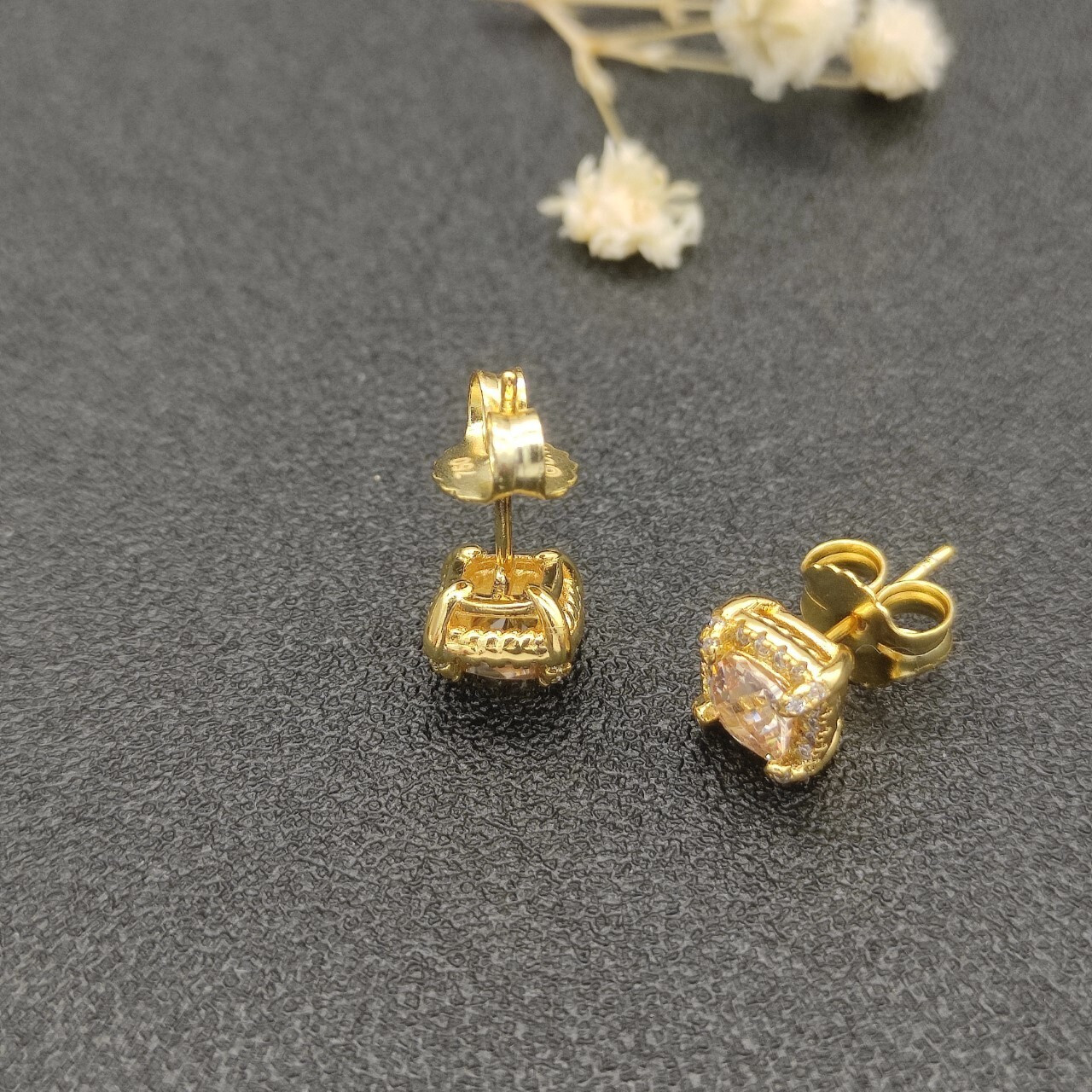 dau1d Yvrm*n four claw gem earrings(main stone 5mm)