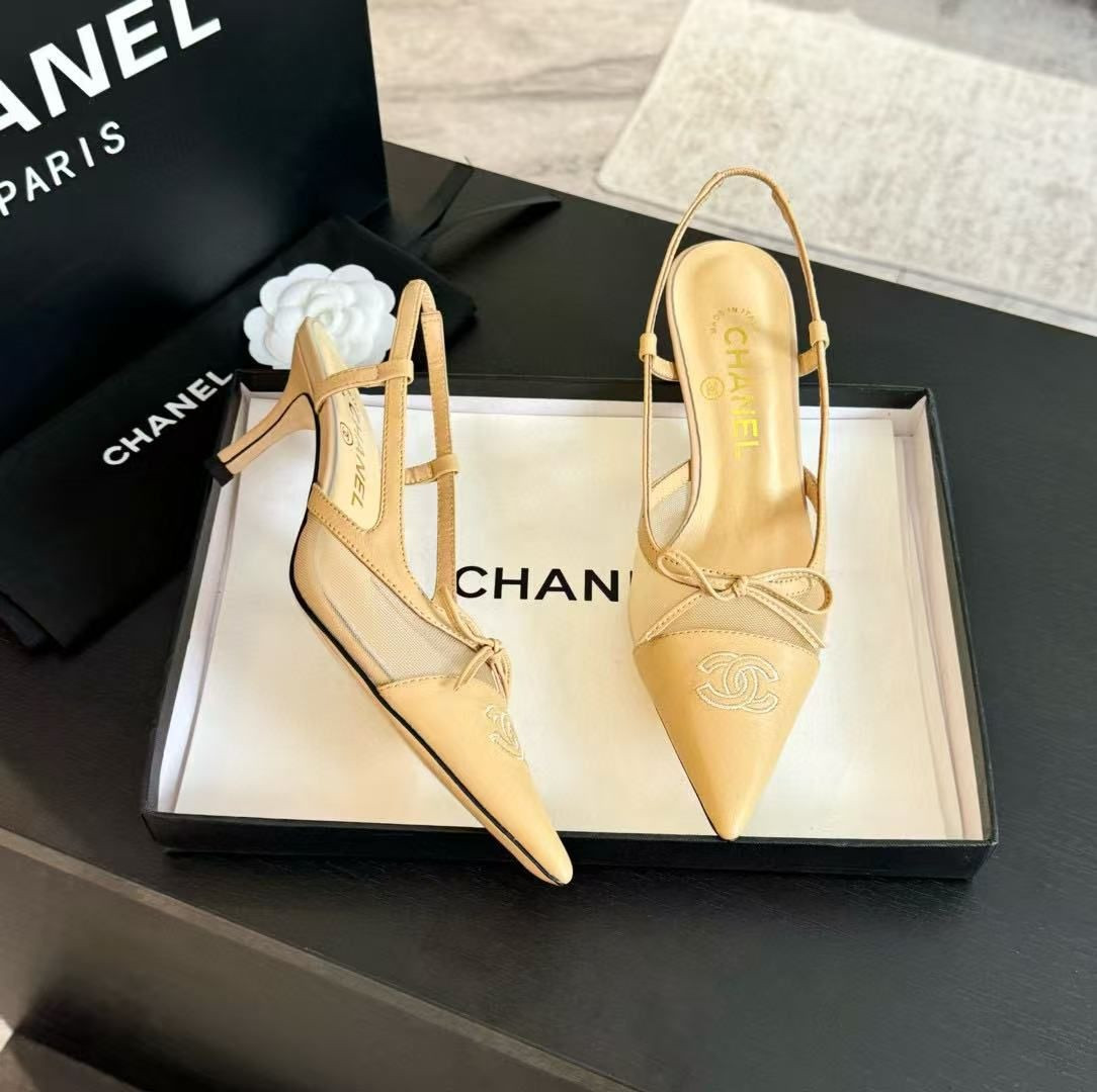 ua Ch*el slingbacks