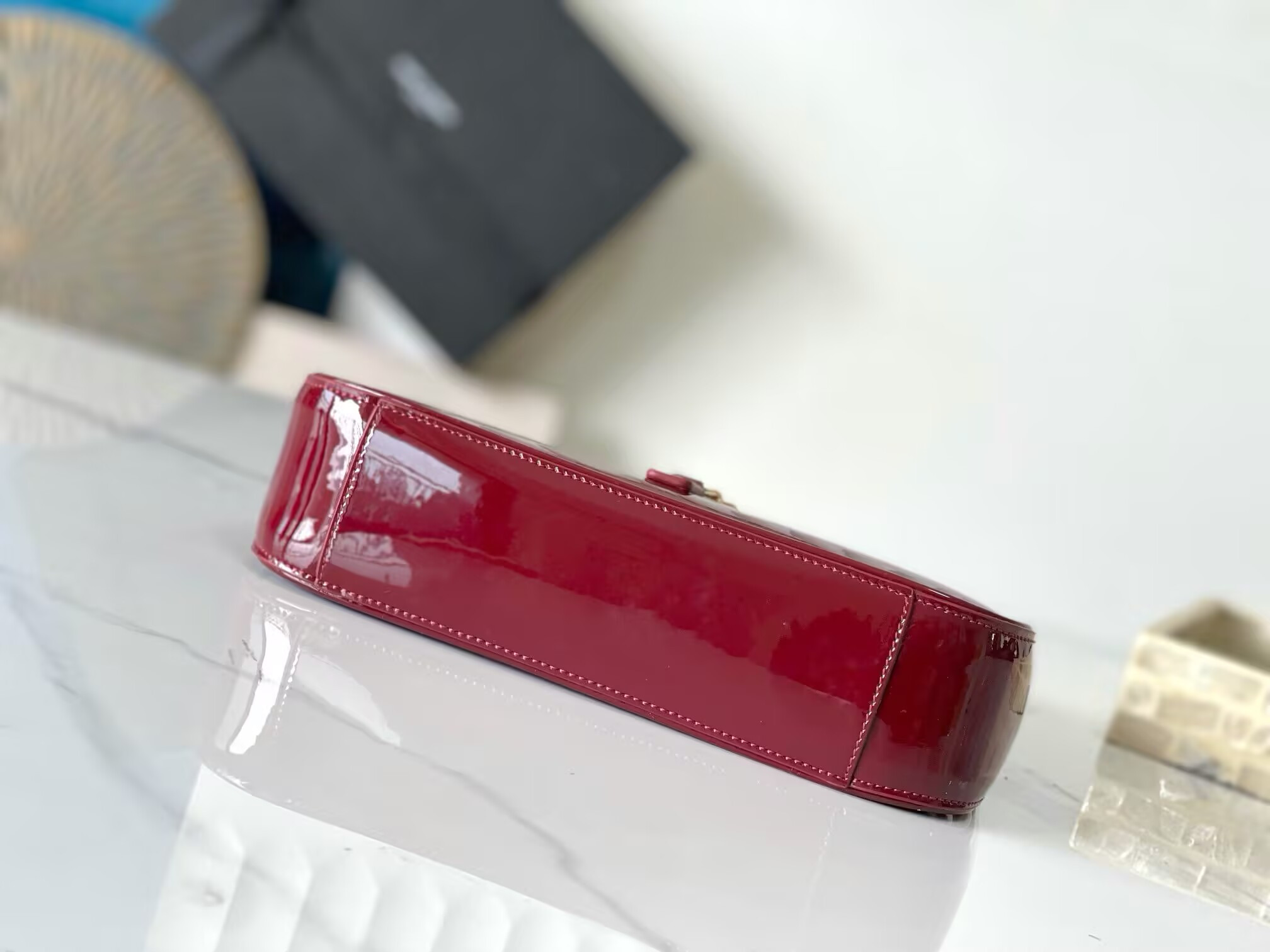 Y*L le 5 à 7 in patent leather 23x16x6.5cm