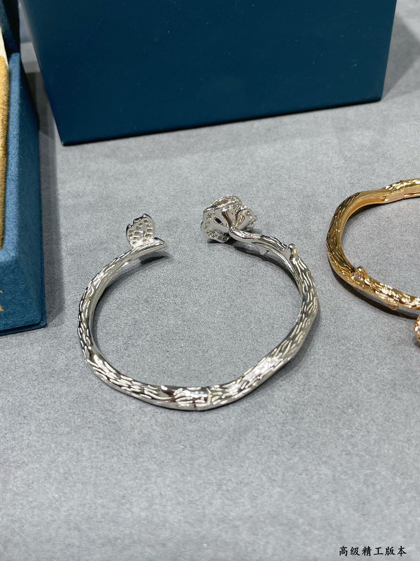 P1aget rose open bracelet