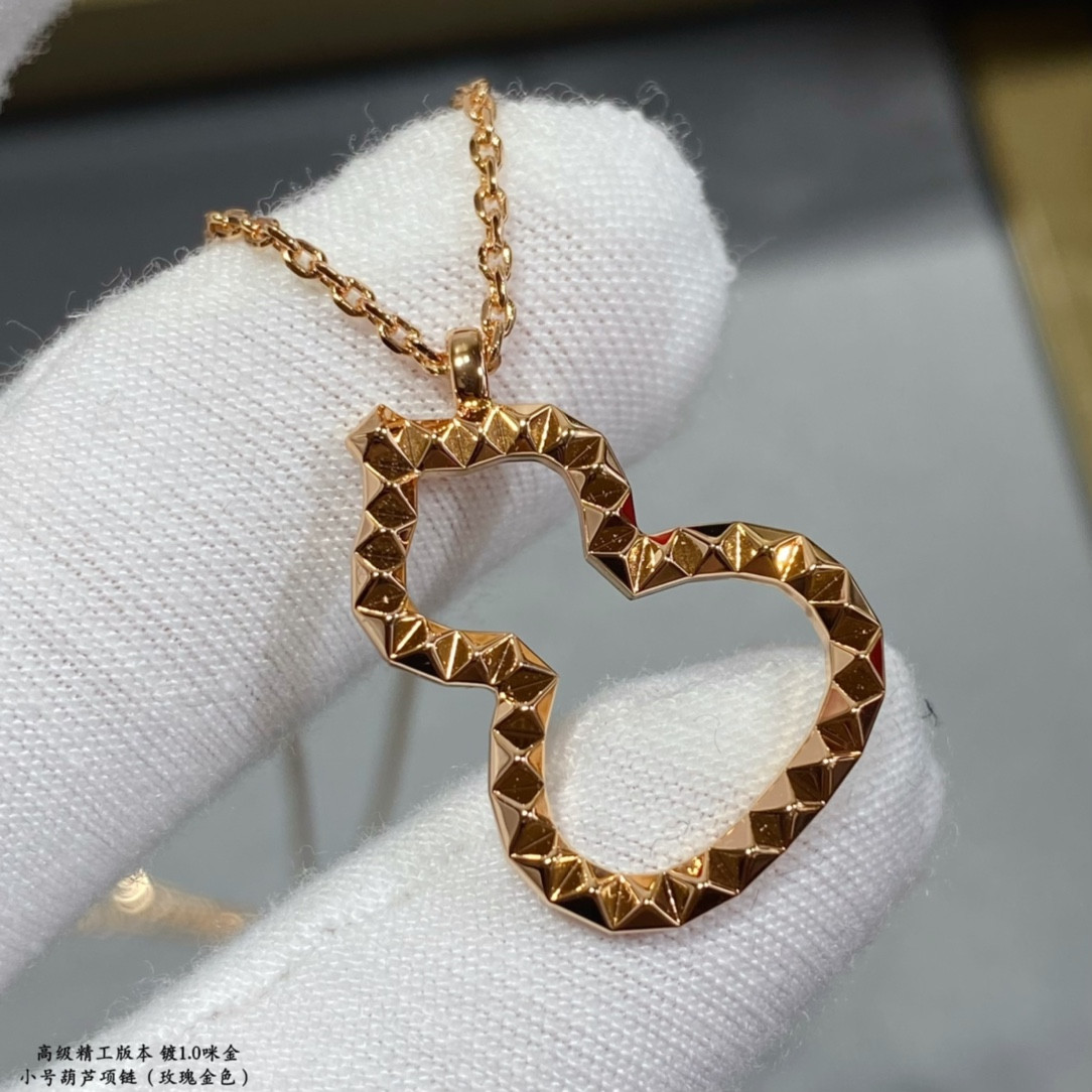 Qee1in small gourd necklace