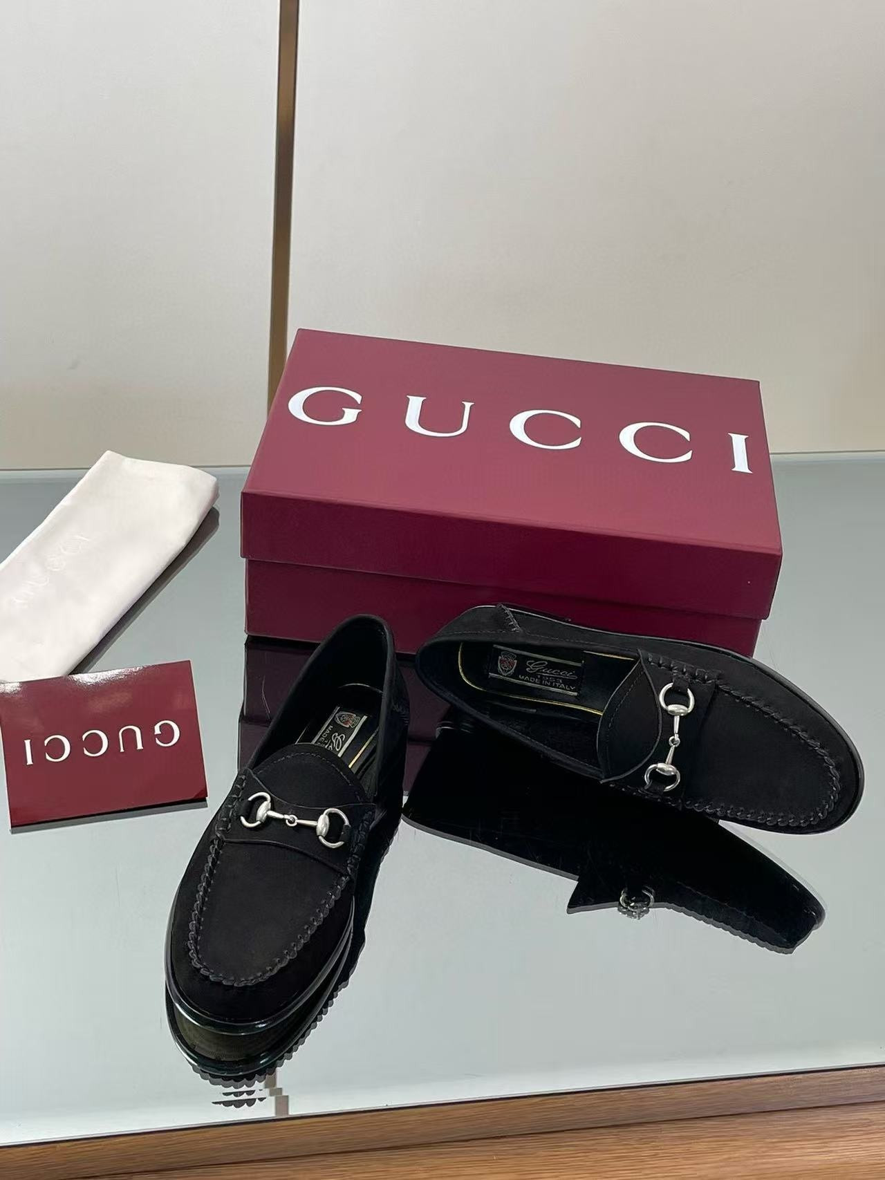 ua G*u*i gigi loafer