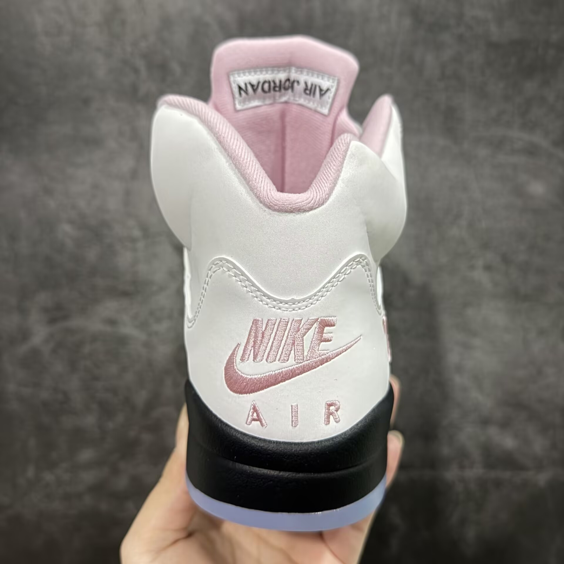 UA AIR Jordan 5 Retro 