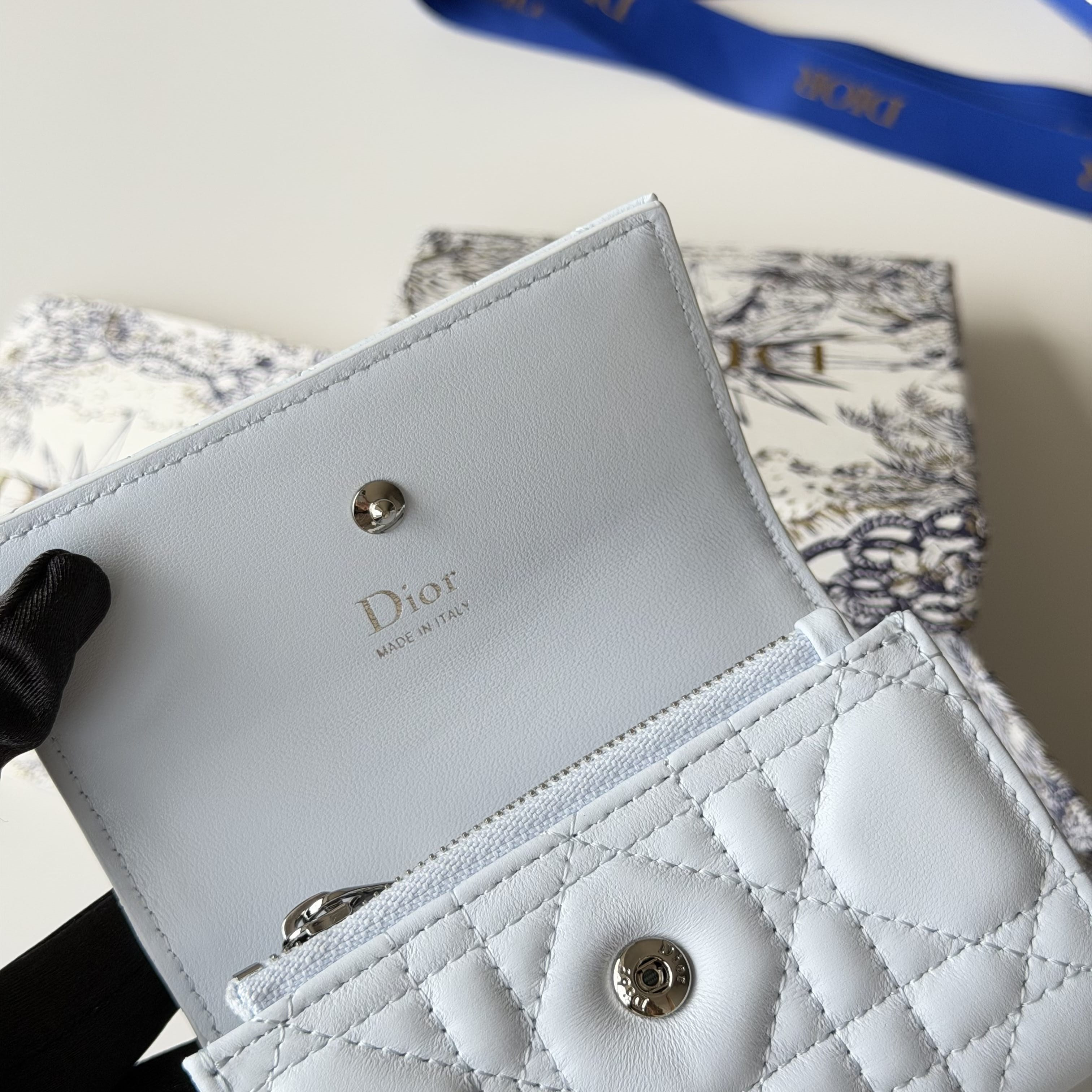 D*or lady glycine wallet 11 x 7.5 x 3 cm