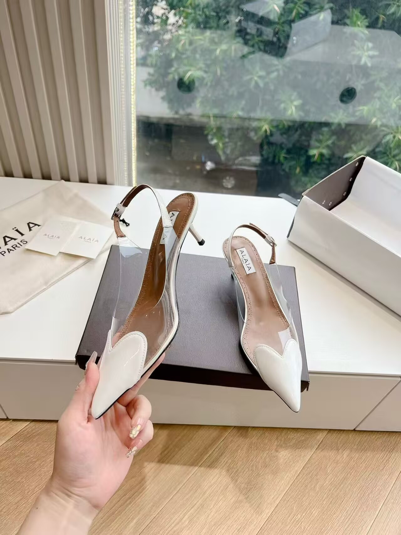 UA A1a1a Le Coeur Plexi Heart-Toe Slingback Pump 5.5cm Heel