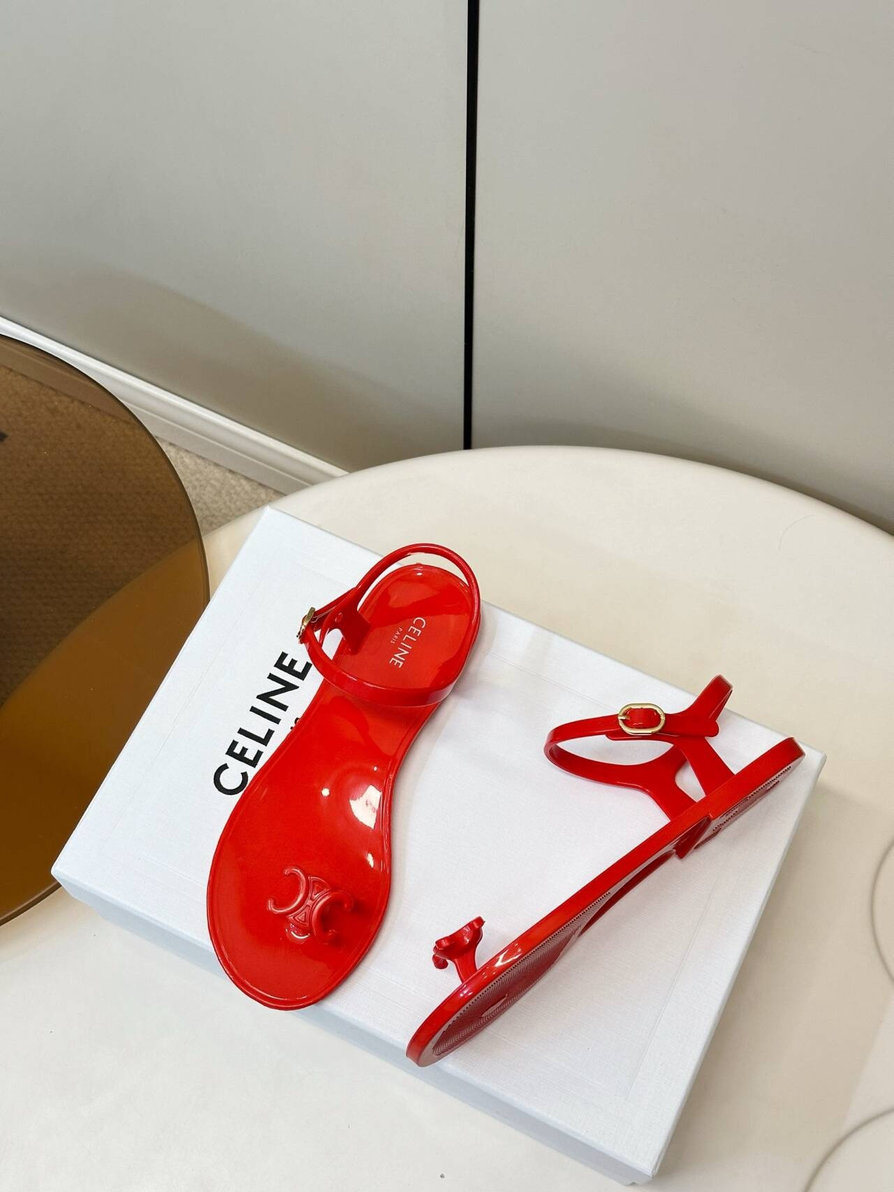 ua Ce**e jelly bay sandal
