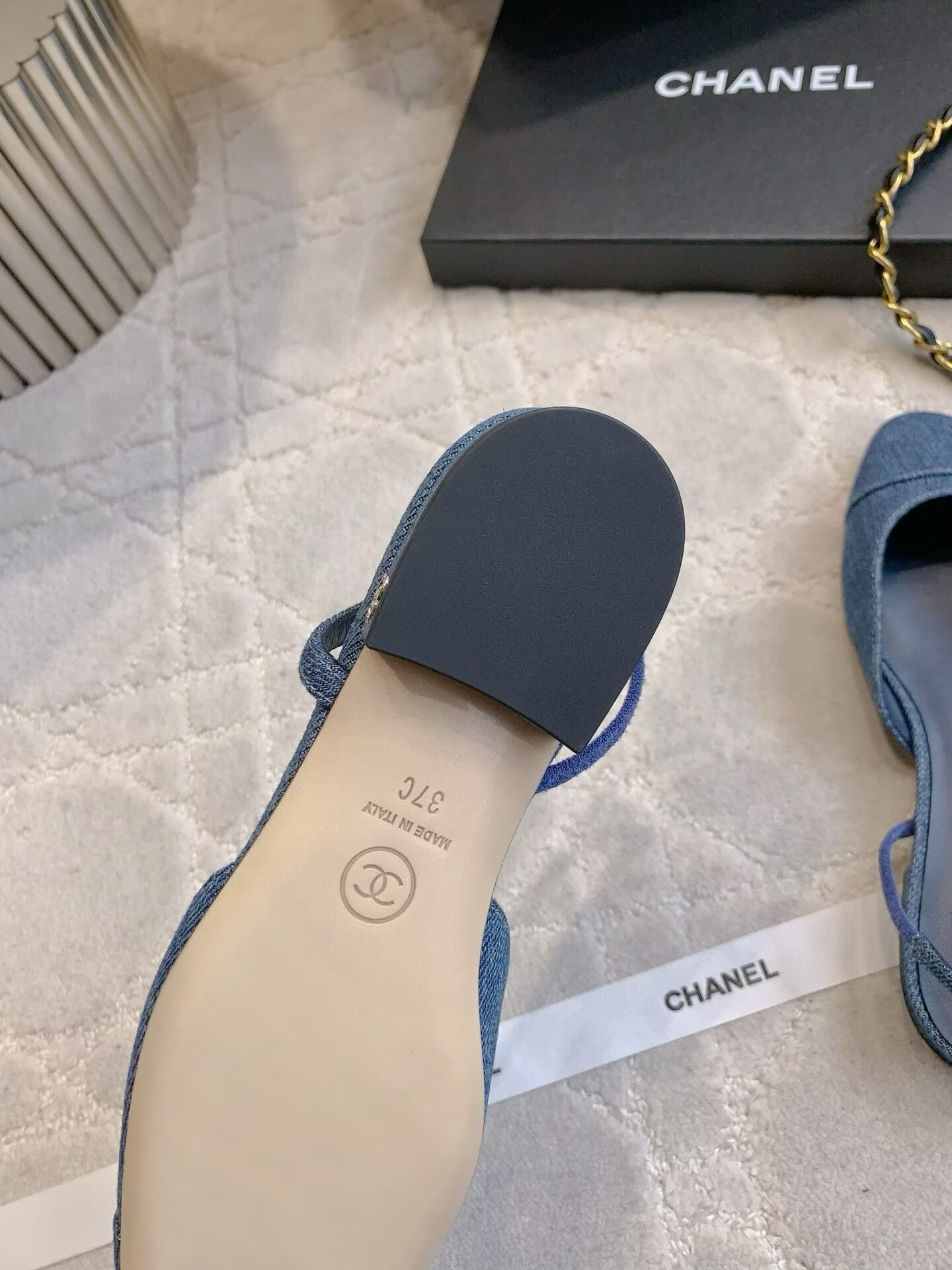 ua Ch*el slingback flats