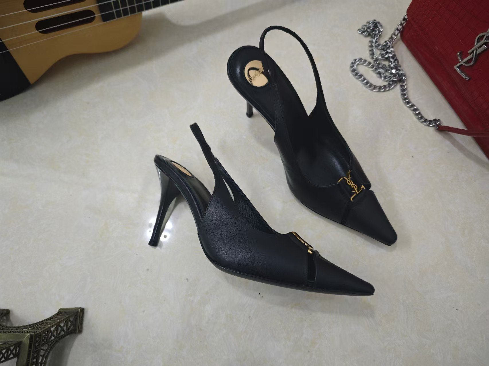 ua y*l Sa**t Lau*nt slingback pumps