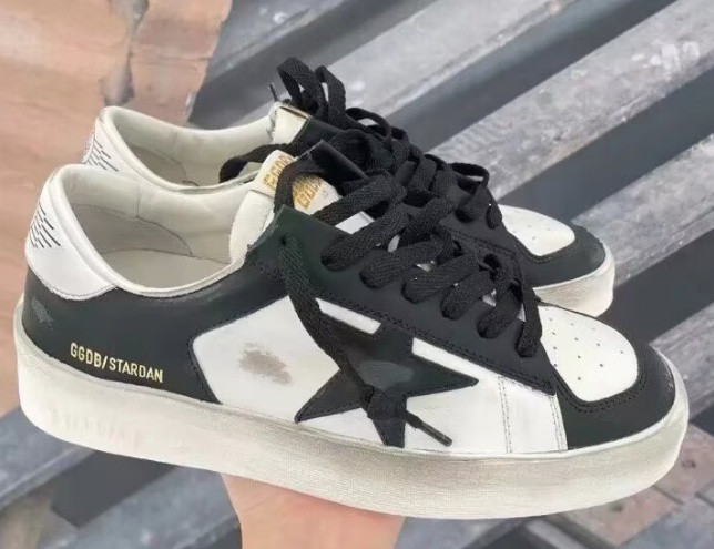ua g01den G003e s*per-star sneaker