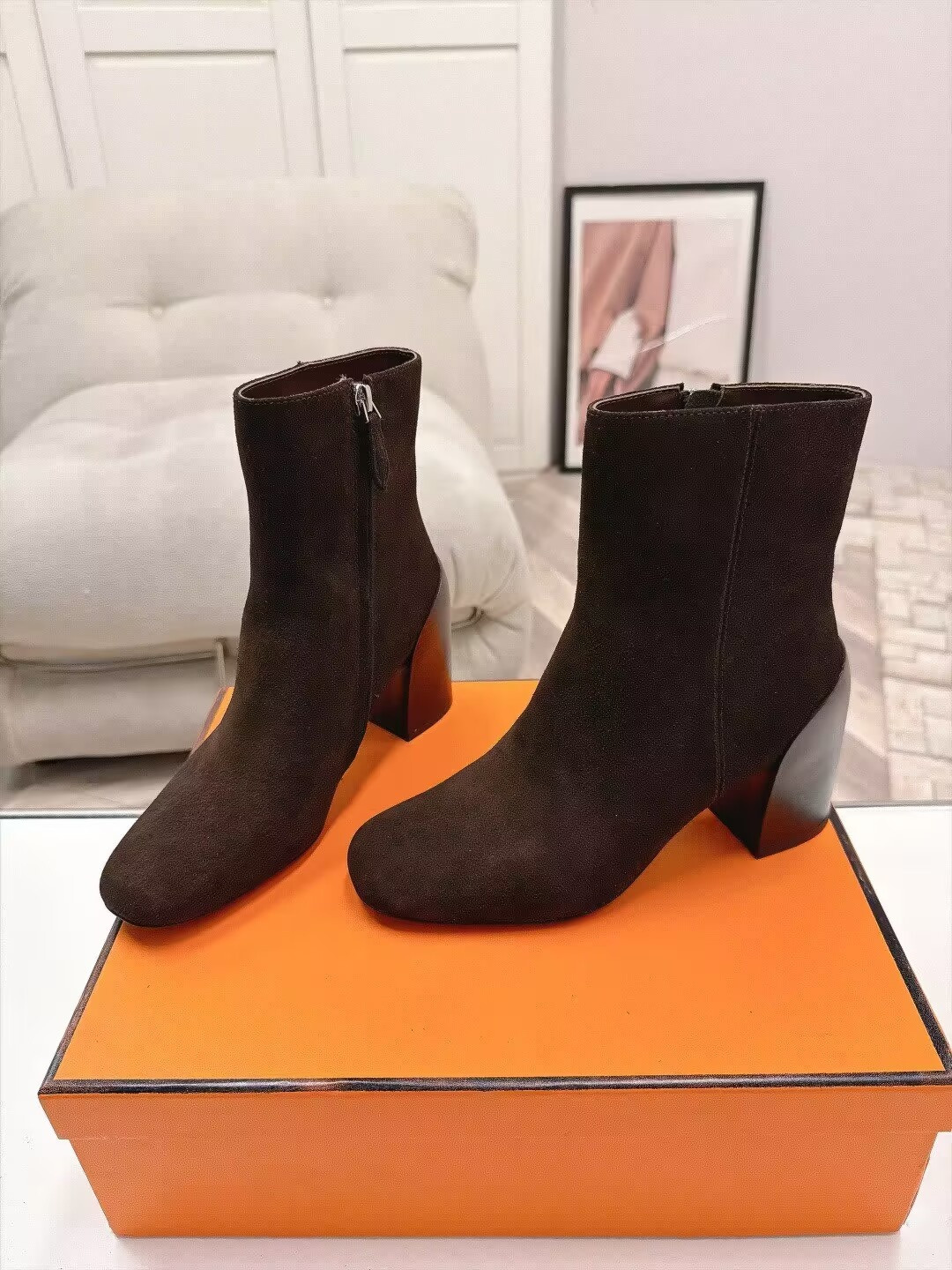 ua H**mes novita ankle boot
