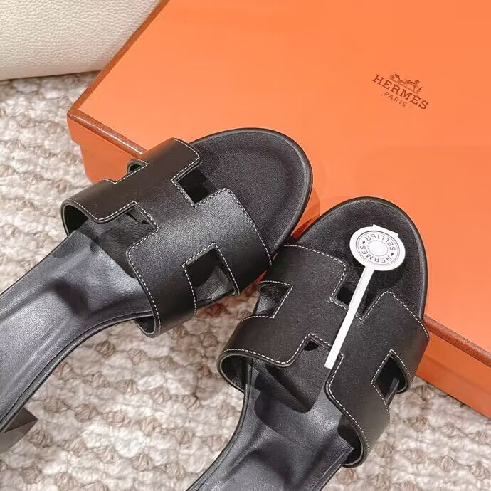 ua H**mes oasis sandal