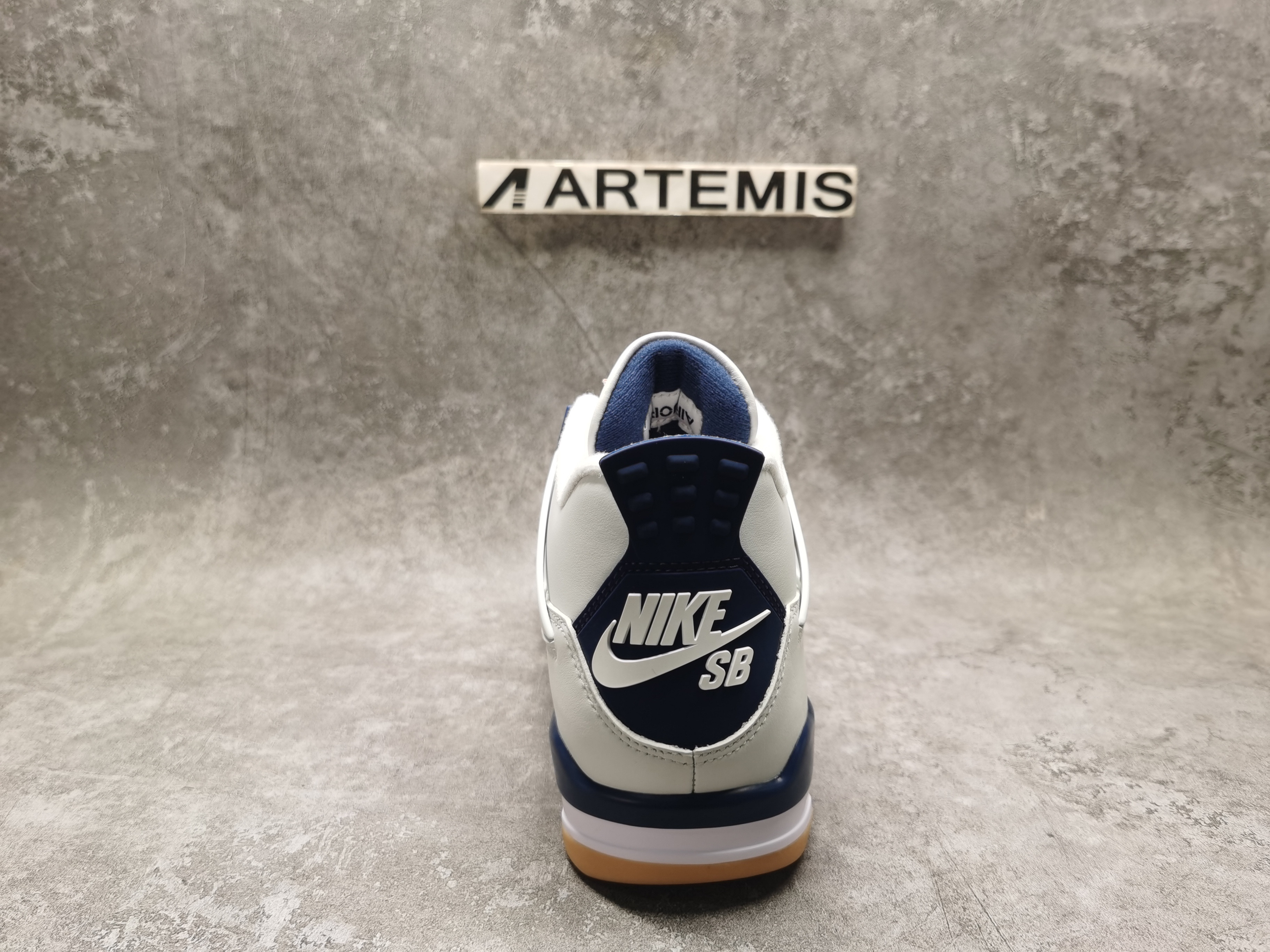 UA Air Jordan 4 Retro SB Navy