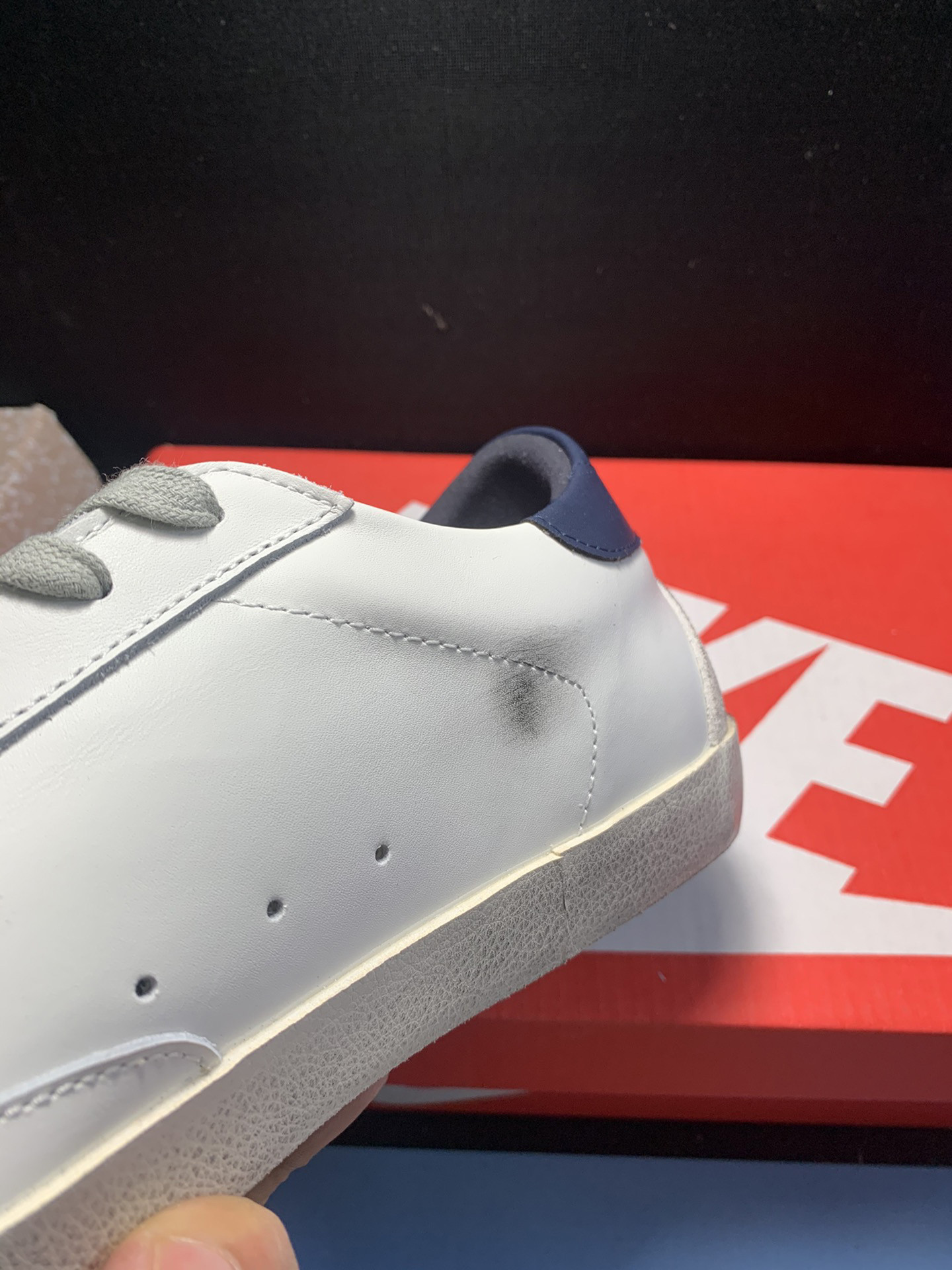 ua g01den G003e s*per-star sneaker
