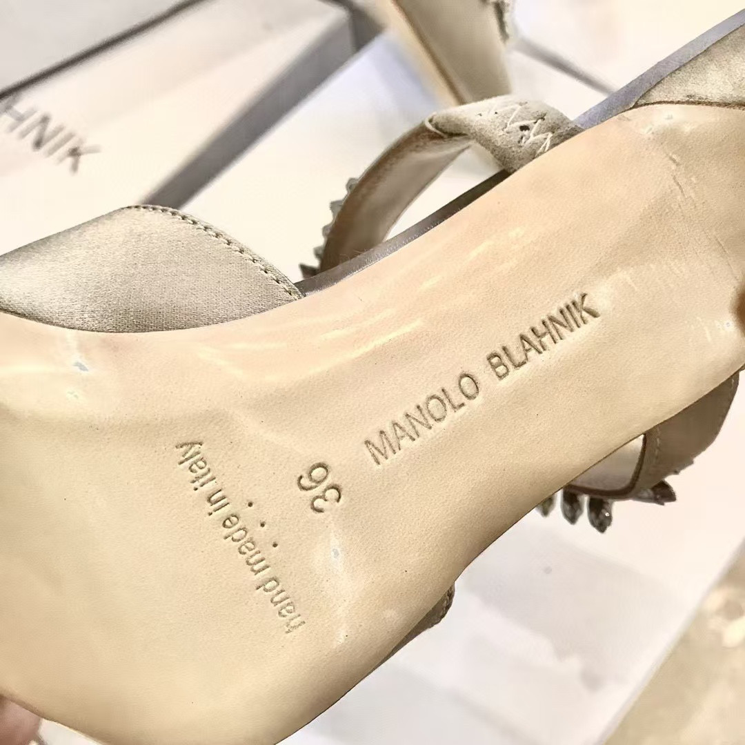 ua ma*n010 B1ah*ik shoes