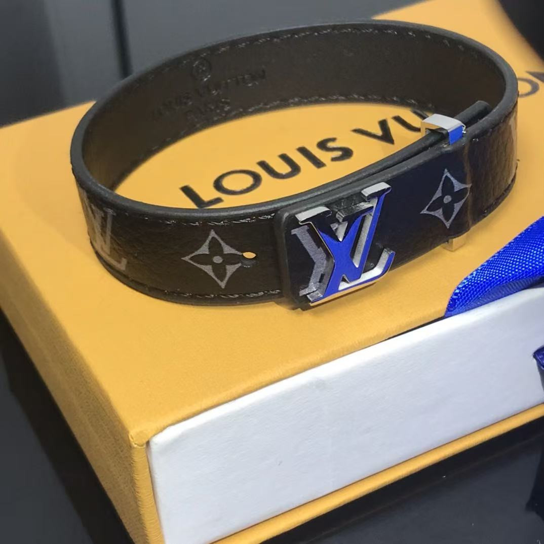 l0*is V*t0n slim bracelet