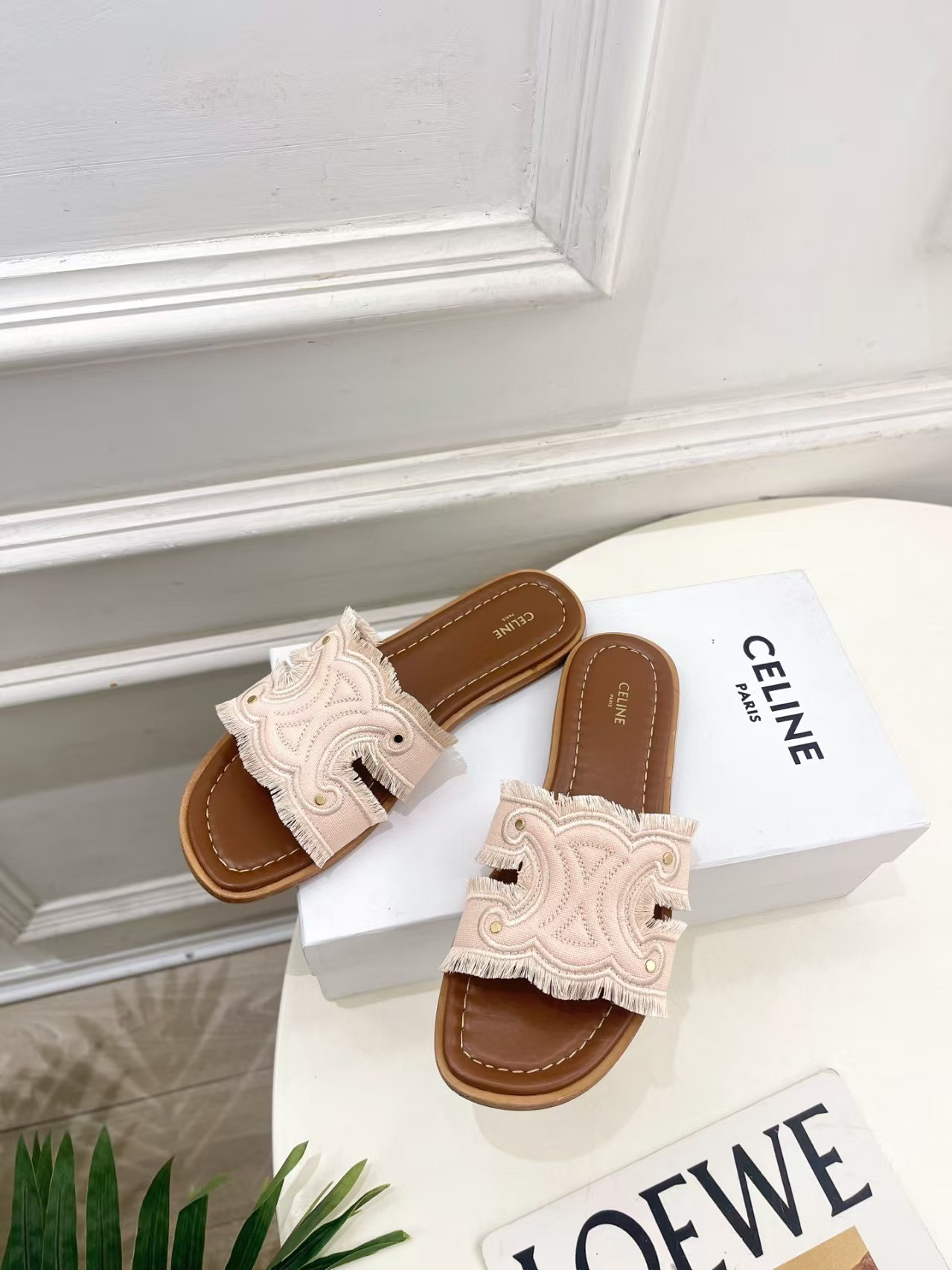 ua Ce**e marina fringed mule