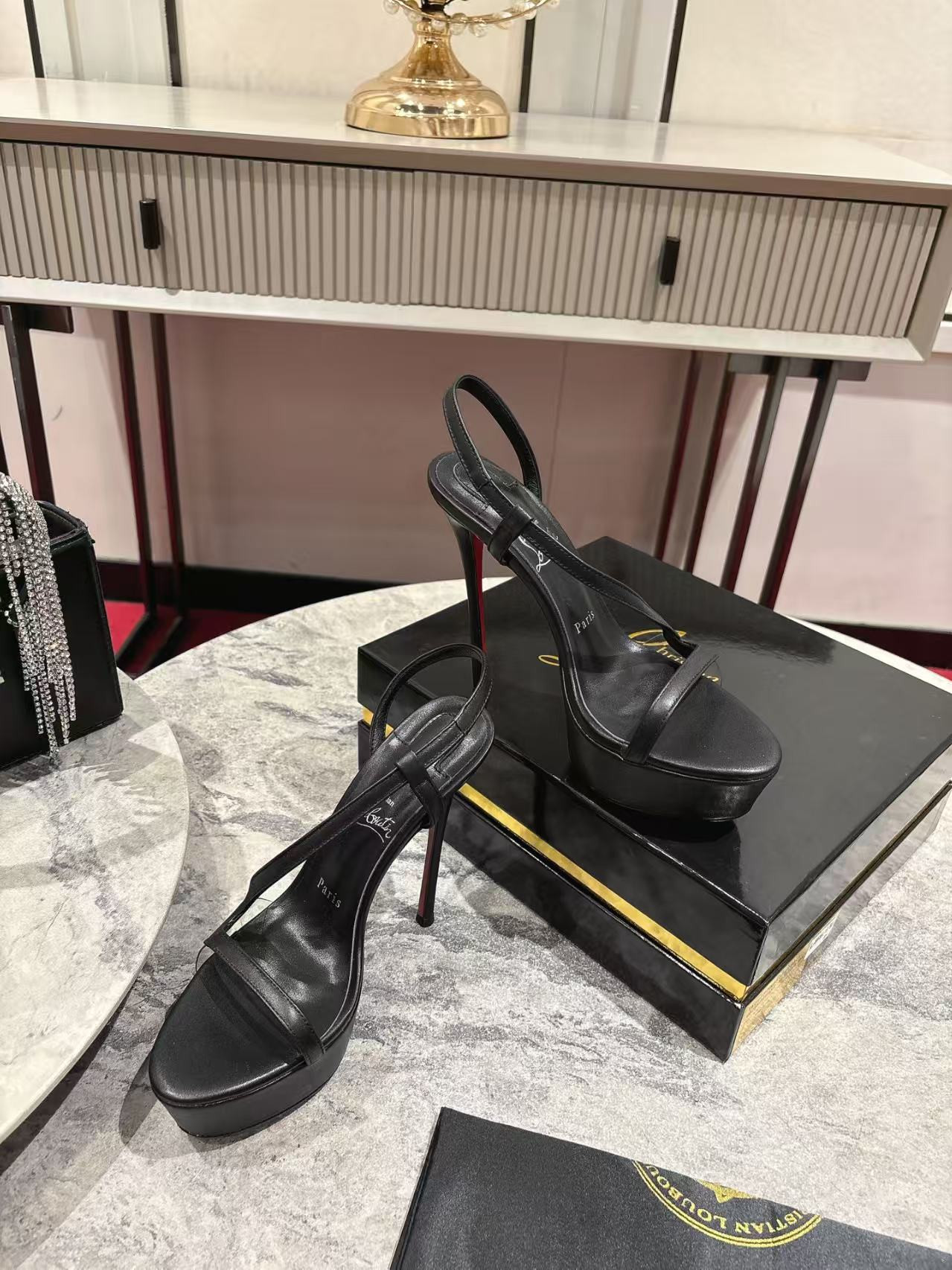 ua Ch**an louboutin rosalie alta rosalie alta sandals 15cm heel