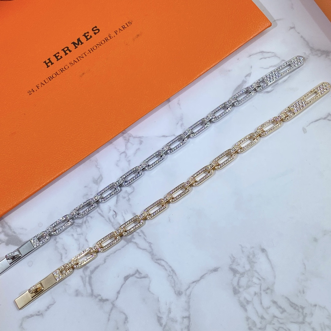 H**mes fully di*m*nd-encrusted kelly bracelet
