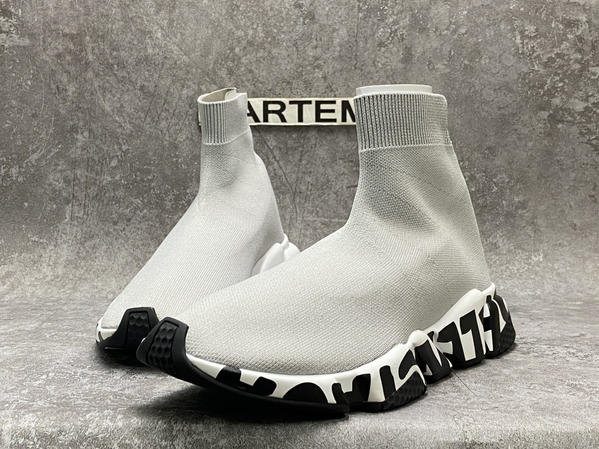 balenciga Gr*ffiti speed sneaker
