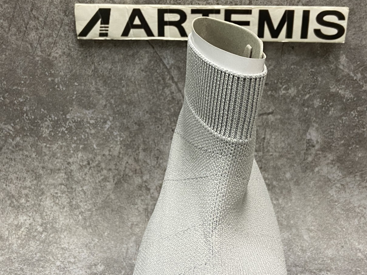 balenciga Gr*ffiti speed sneaker