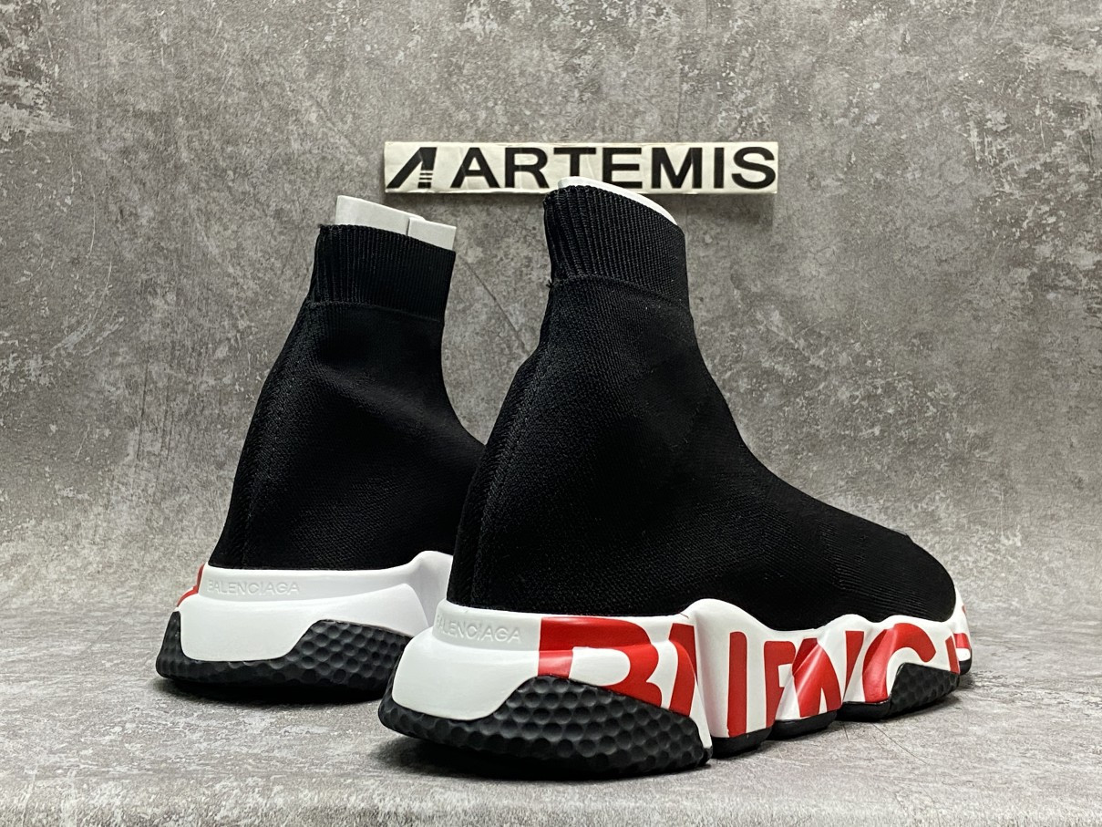 balenciga Gr*ffiti speed red sole