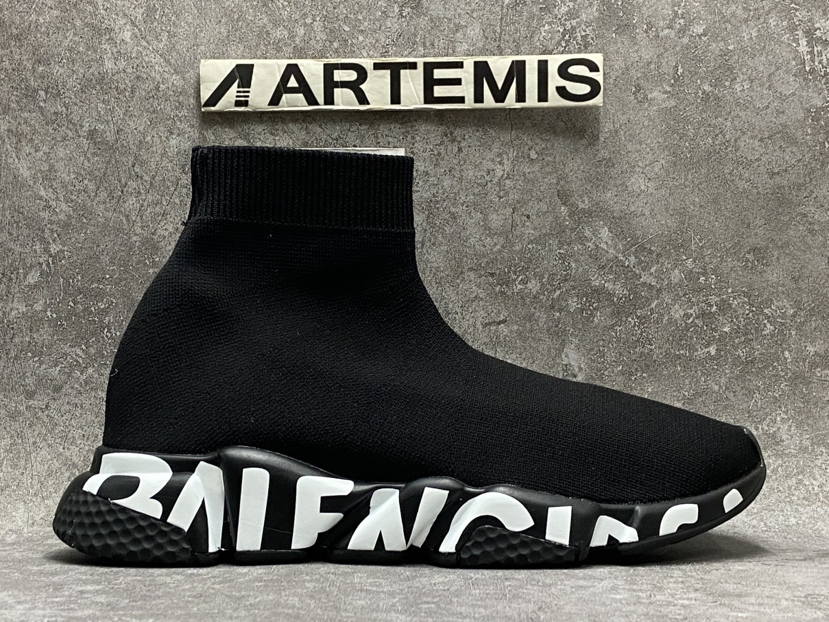 balenciga speed Gr*ffiti trainers black