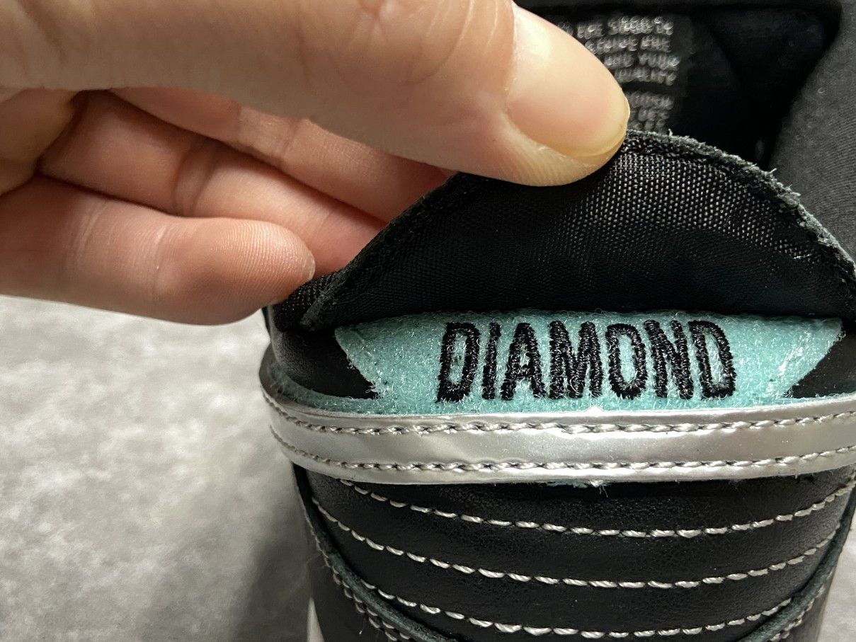 nike sb dunk low Di*m*nd s*pply co black Di*m*nd