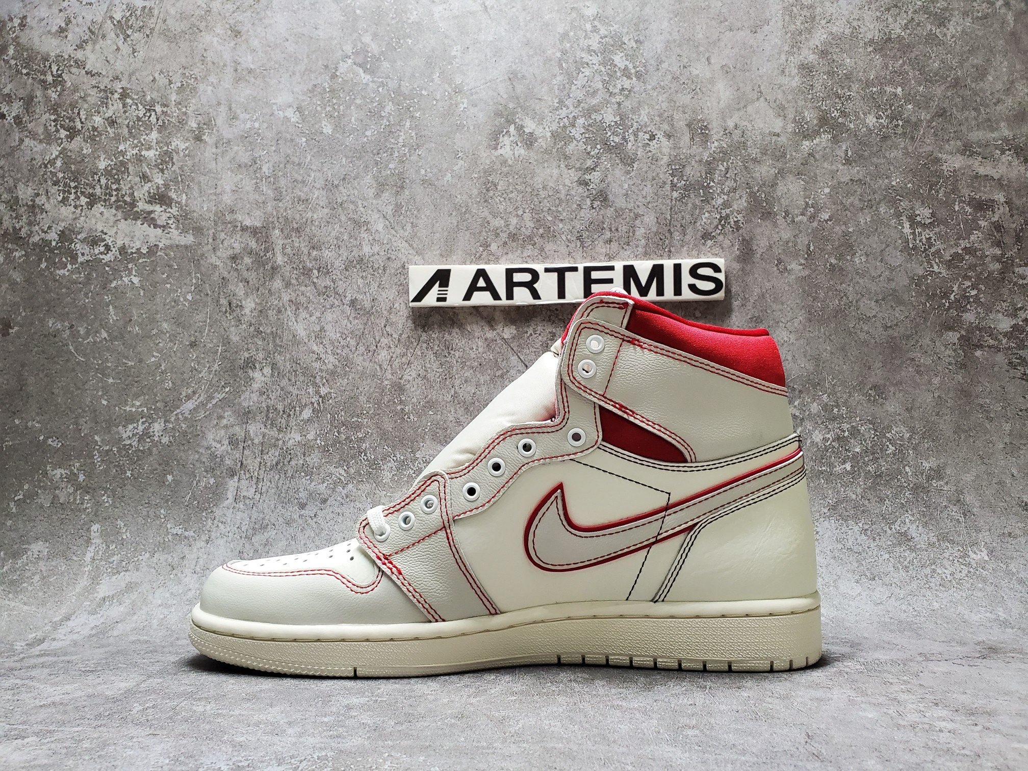 air jordan 1 retro high phanT0m gym red