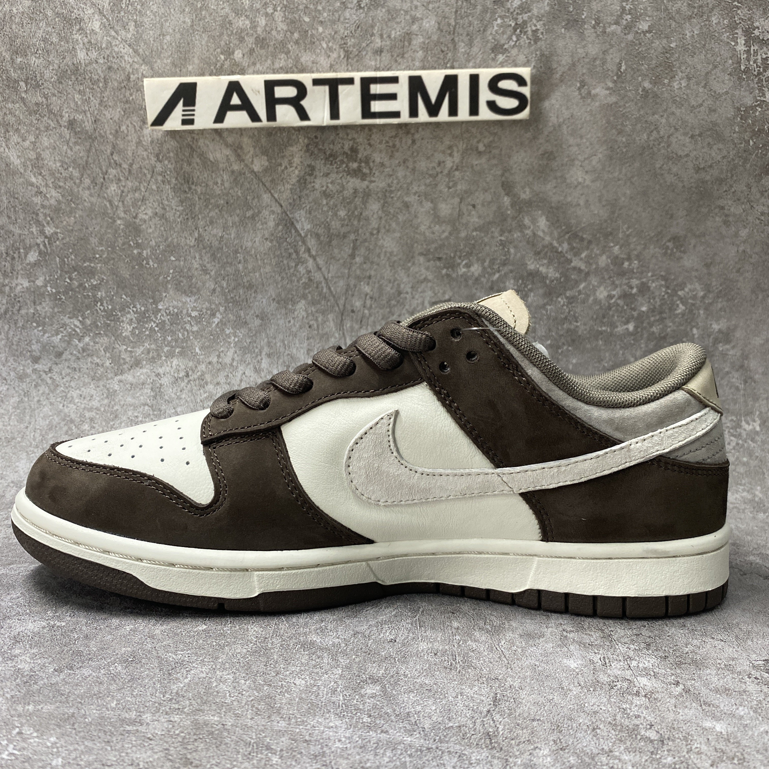 nike dunk low katushiro T0mo white grey