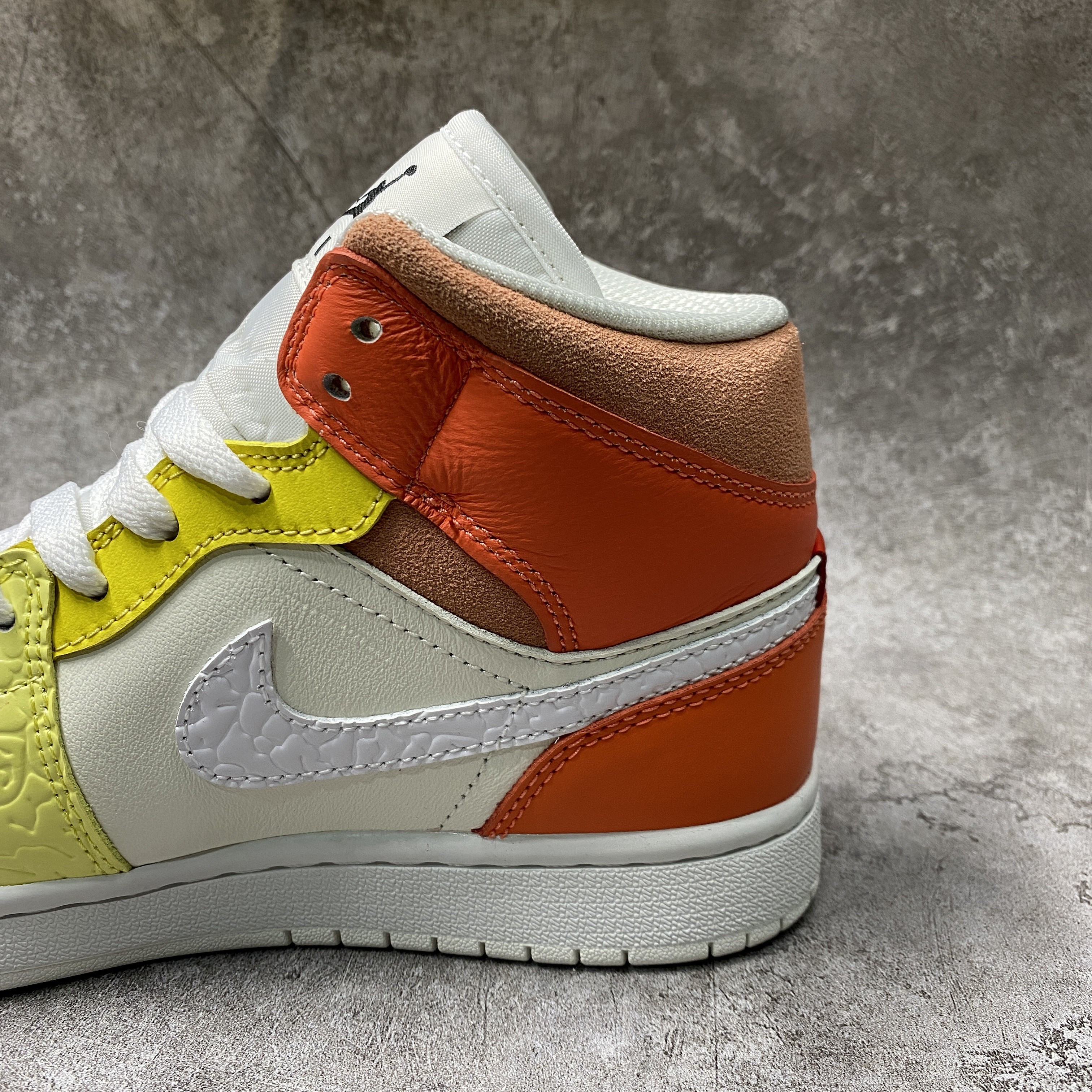 air jordan 1 mid to my first C0a*h
