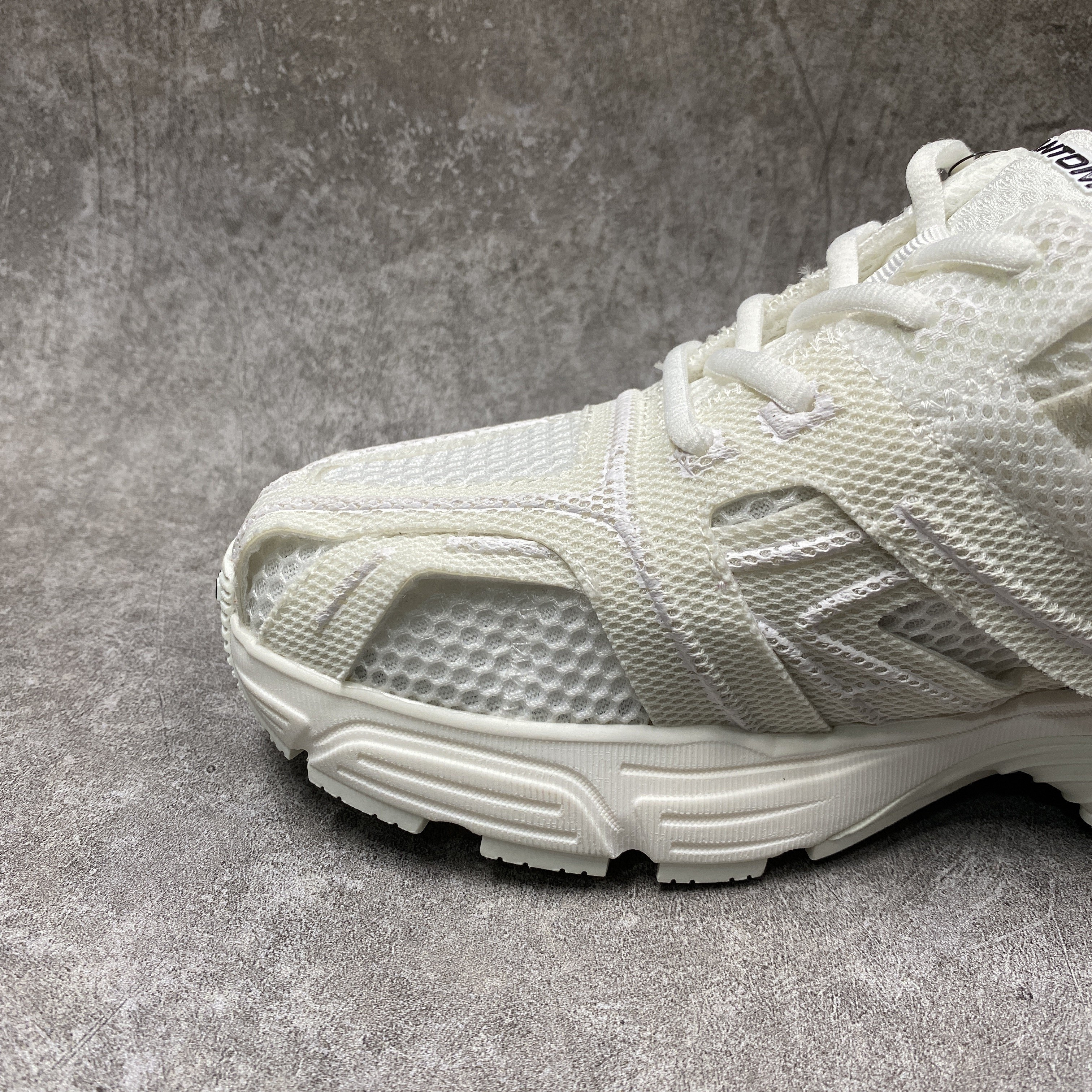 balenciga phanT0m sneaker white
