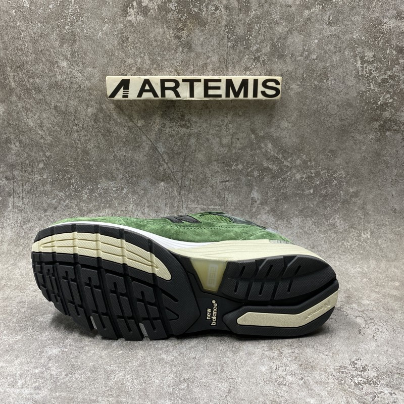 new Ba1an*e 992 jjjjound green