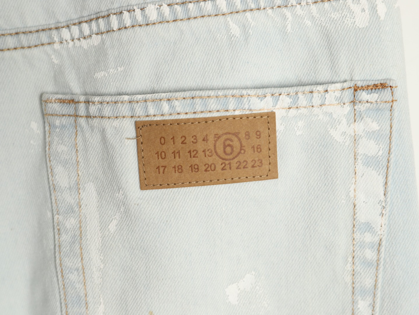 ma*s*n Ma*i*la 26ss jeans