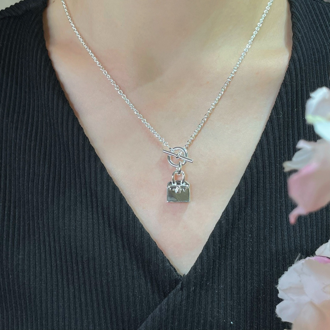 H**mes classic kelly bag necklace ag925