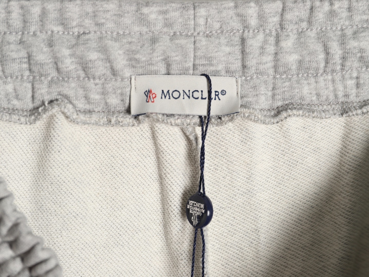M0nc1er 25fw pants
