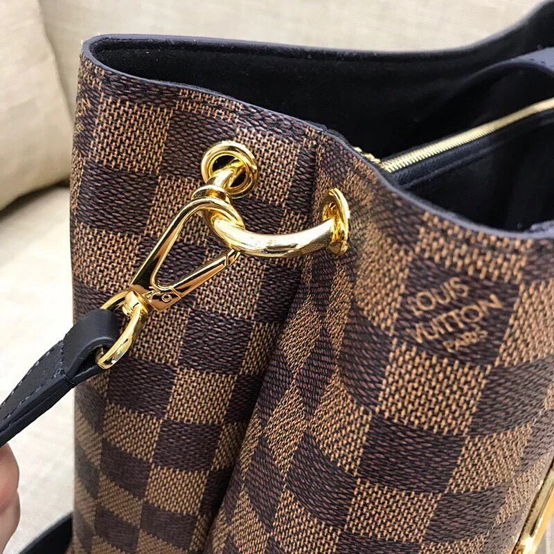 LV RIVERSIDE N40050