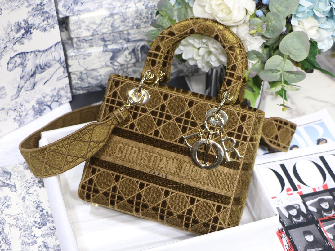 D*or medium lady d-lite bag