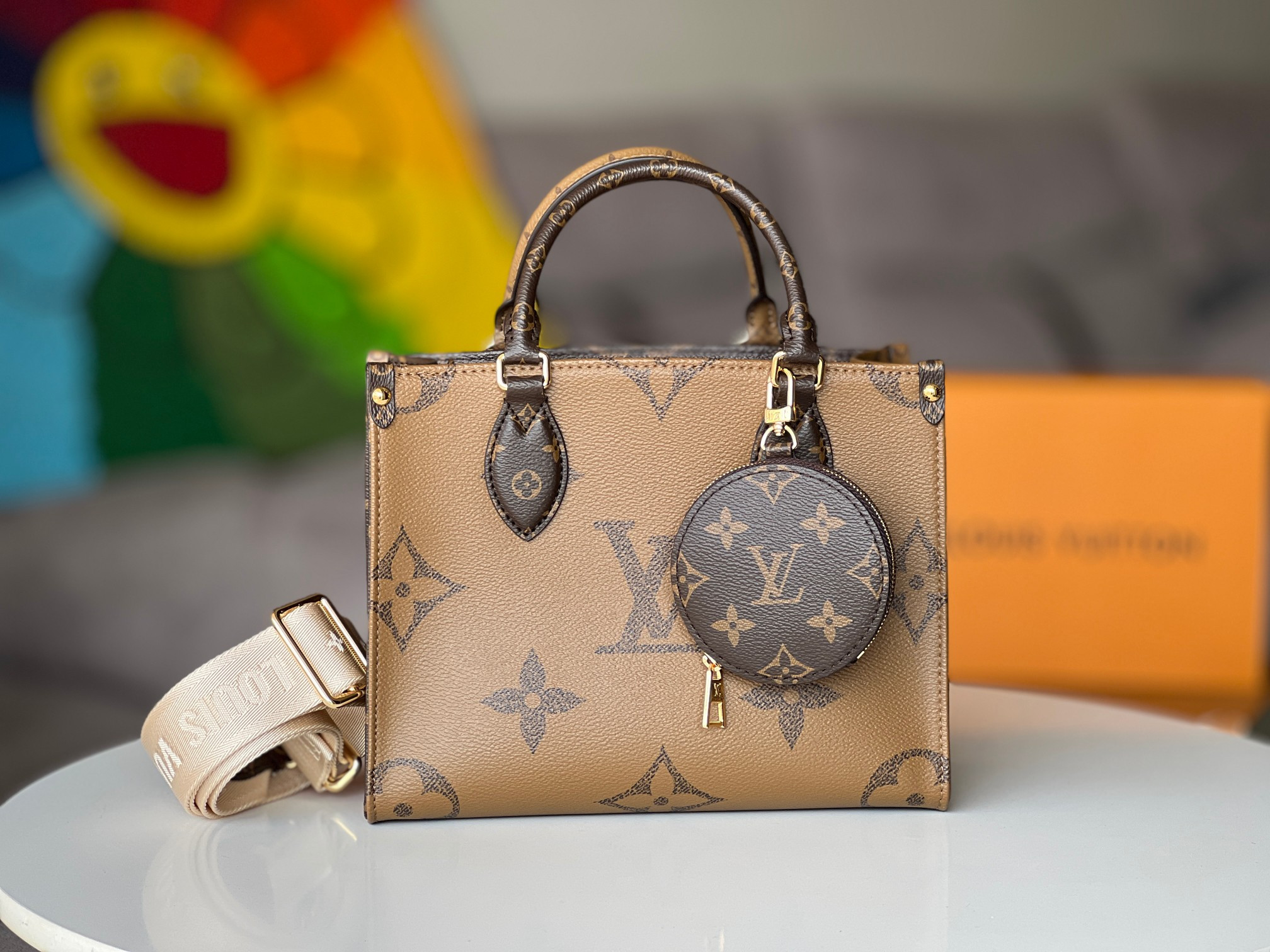LV OnTheGo PM M46373 25x19x11.5cm