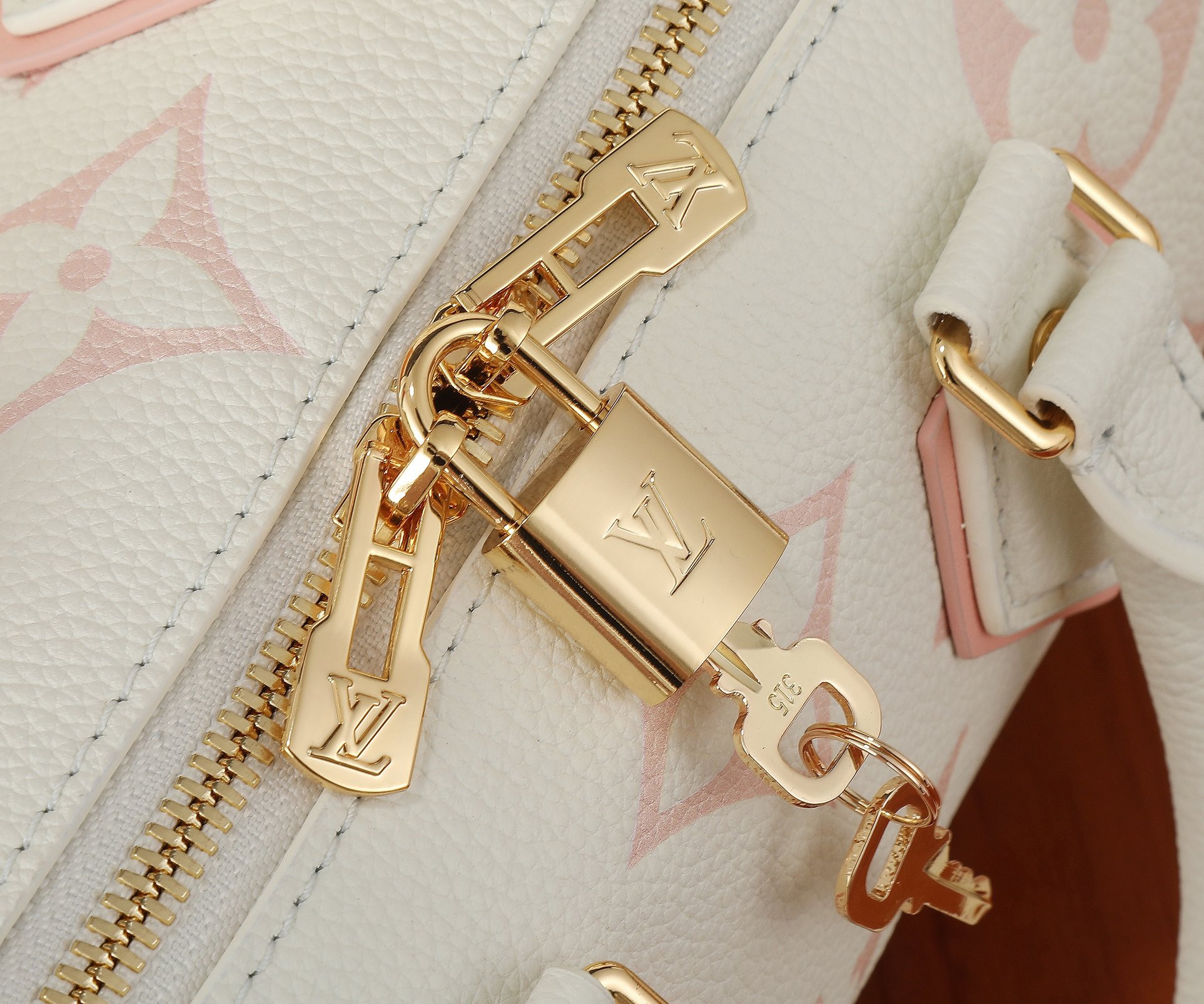 LV Speedy Bandoulière 20 M46875 8.1 x 5.3 x 4.7 inches