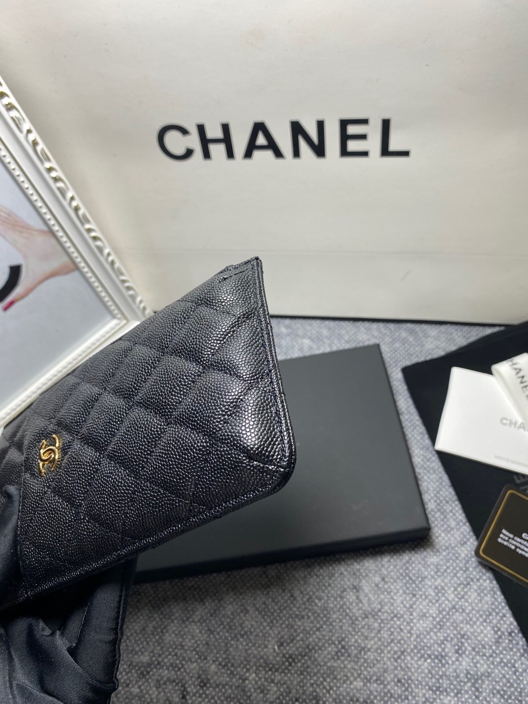 Ch*el long zipped wallet 19-11cm