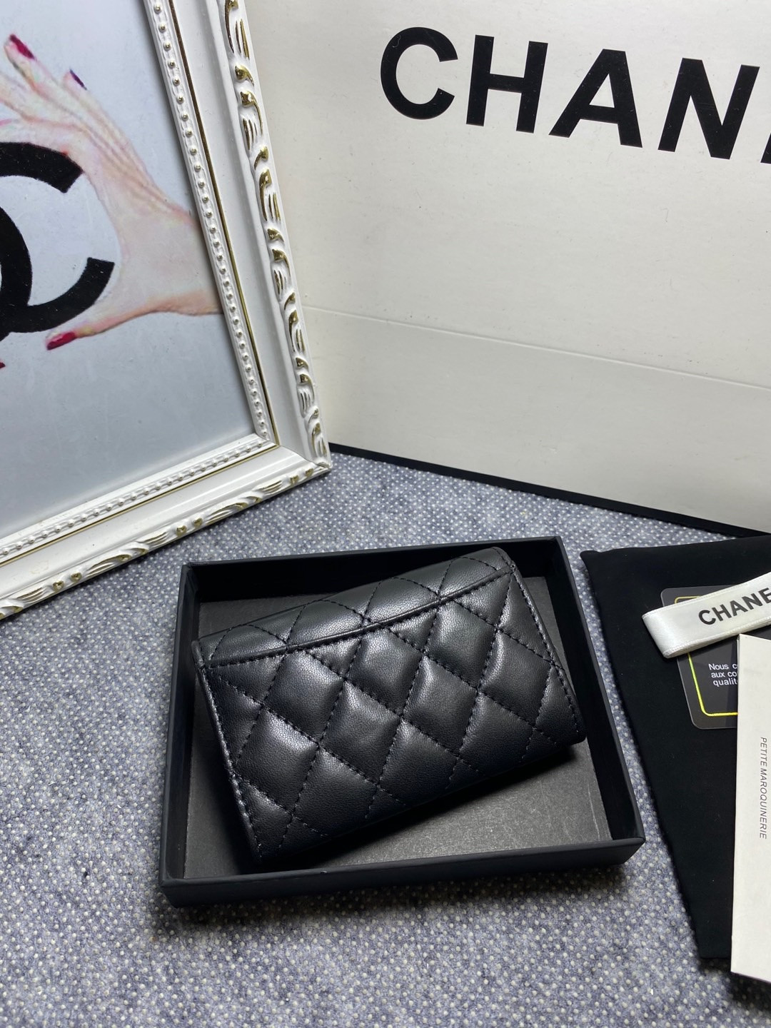Ch*el card holder 11.3 x 7.5 x 2.5 cm