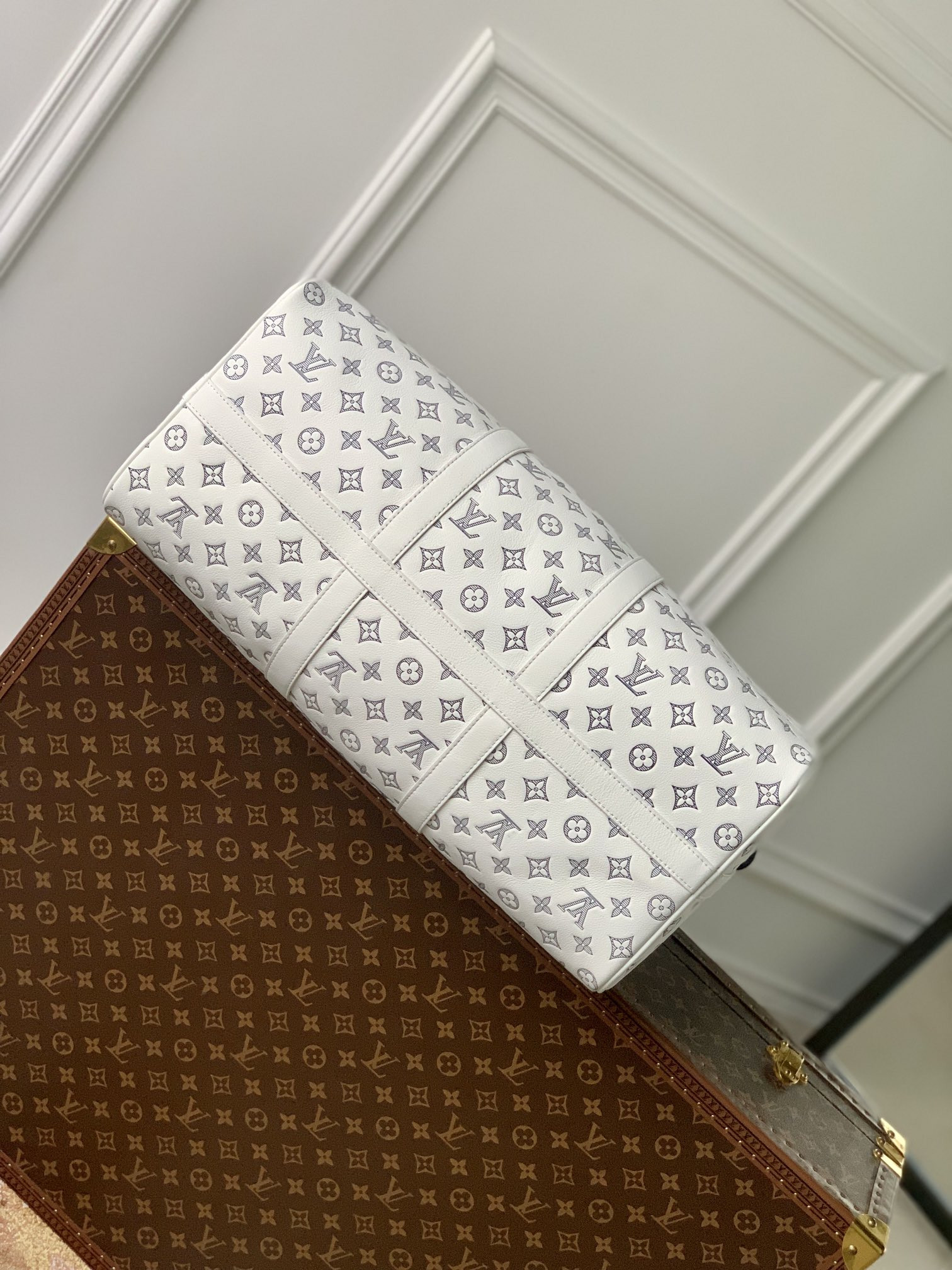 LV Keepall Bandoulière 50  M24954   19.7 x 11.4 x 9.1 inches