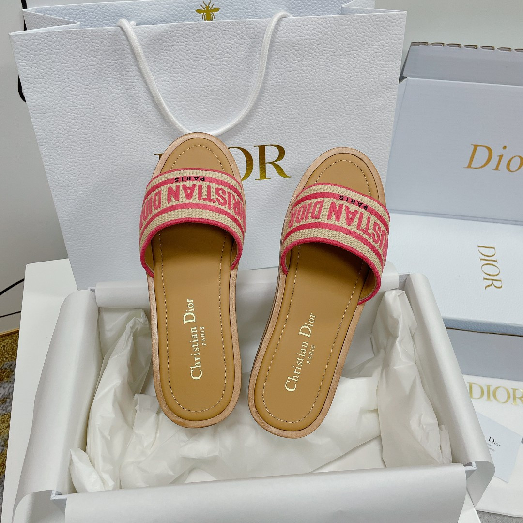 ua D*oriviera dway platform slide candy pink