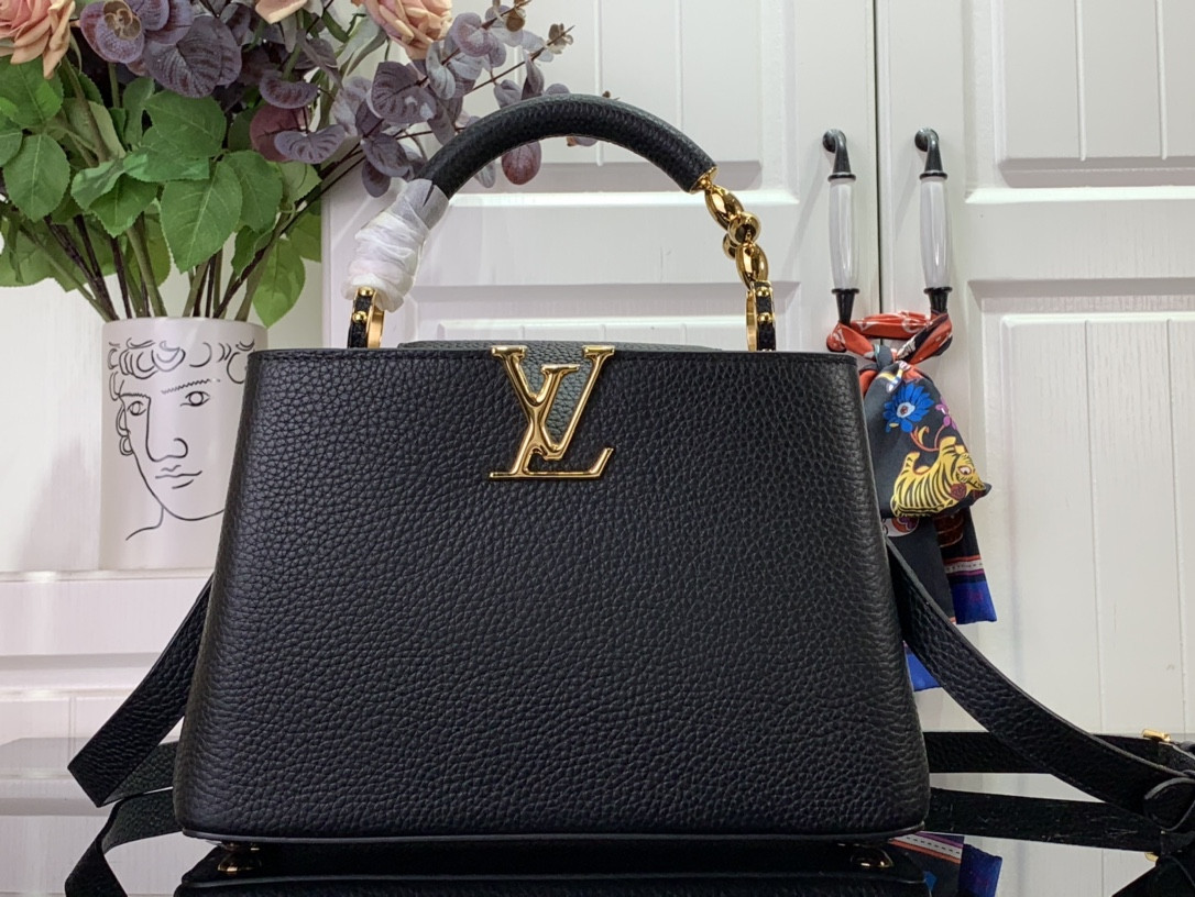 LV Capucines BB M24698 27x18x9 cm