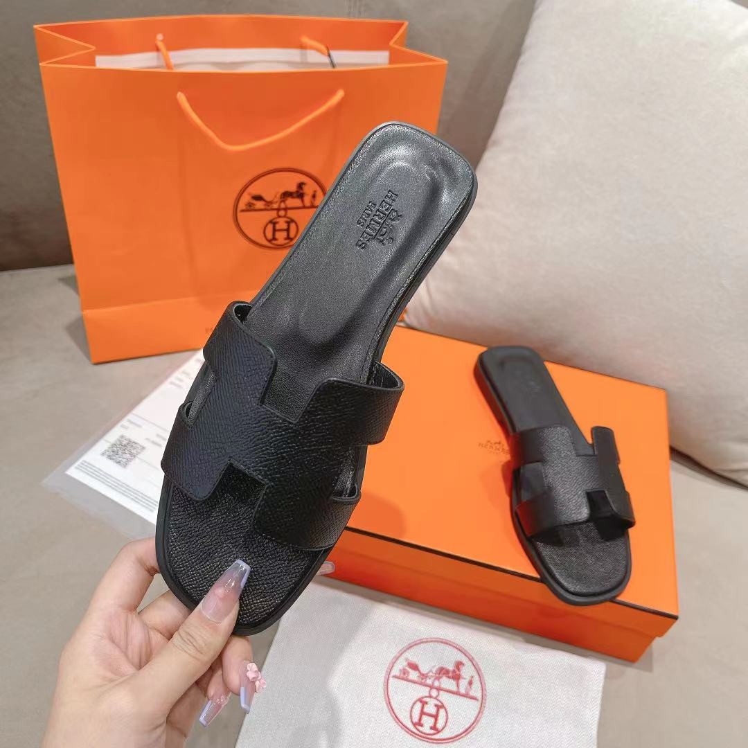 ua H**mes oran sandal