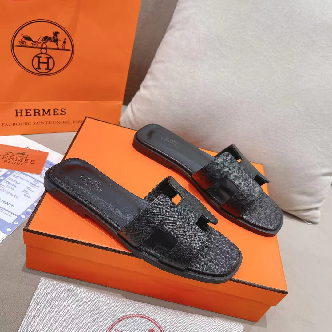 ua H**mes oran sandal