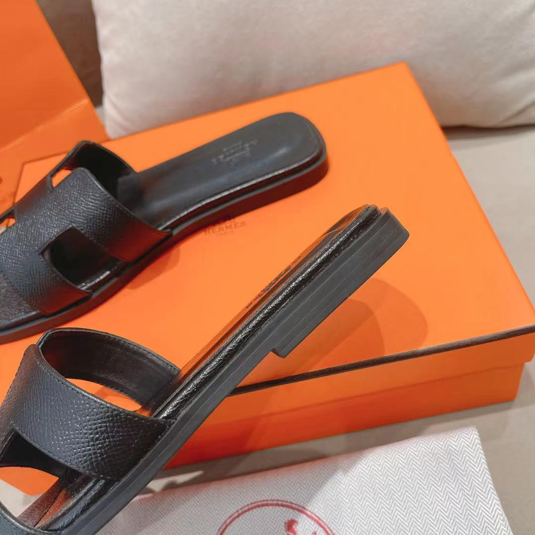 ua H**mes oran sandal