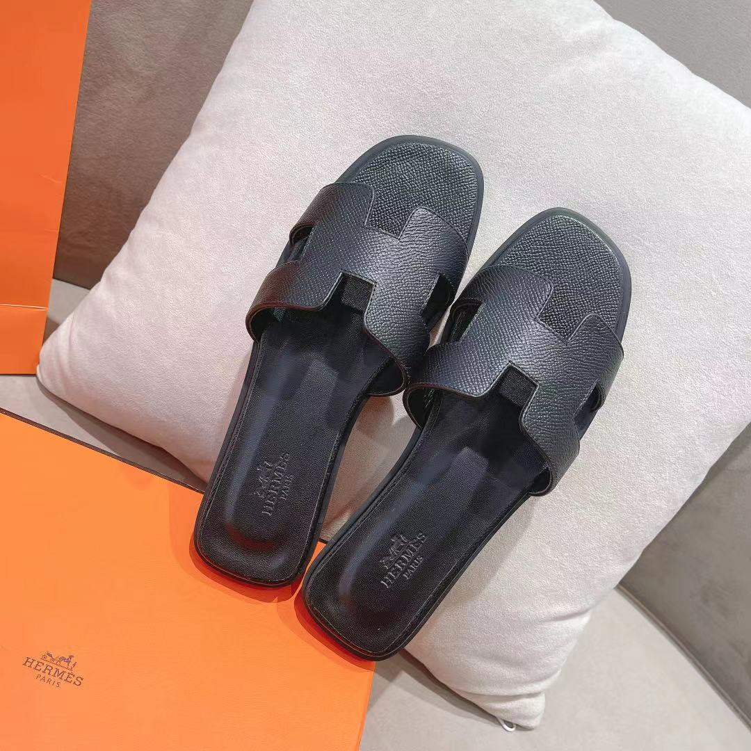 ua H**mes oran sandal