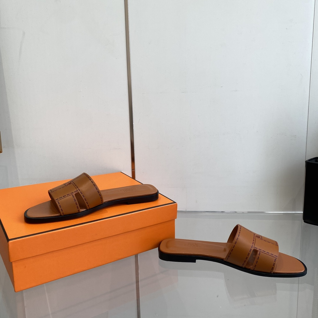 ua H**mes idioma sandal